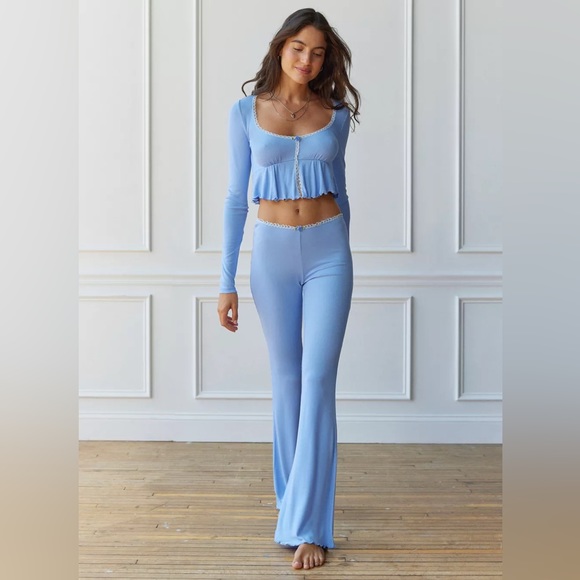 Urban Outfitters Other - Urban Outfitters Out From Under Sweet Dreams Flyaway Set NWOT